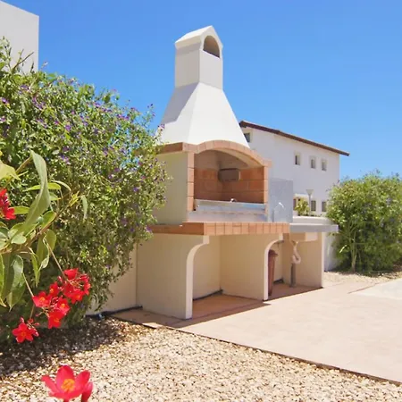 Eudora Villa *
